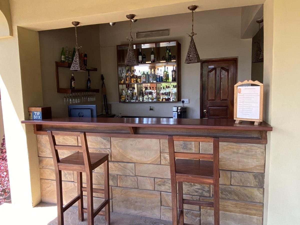 Ahadi Lodge Arusha Extérieur photo
